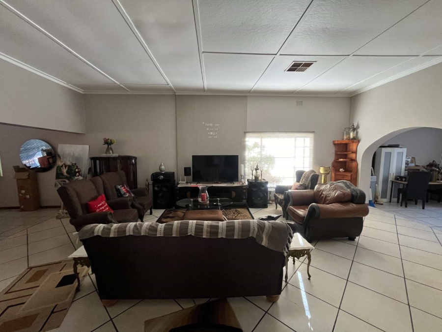 3 Bedroom Property for Sale in Die Rand Northern Cape